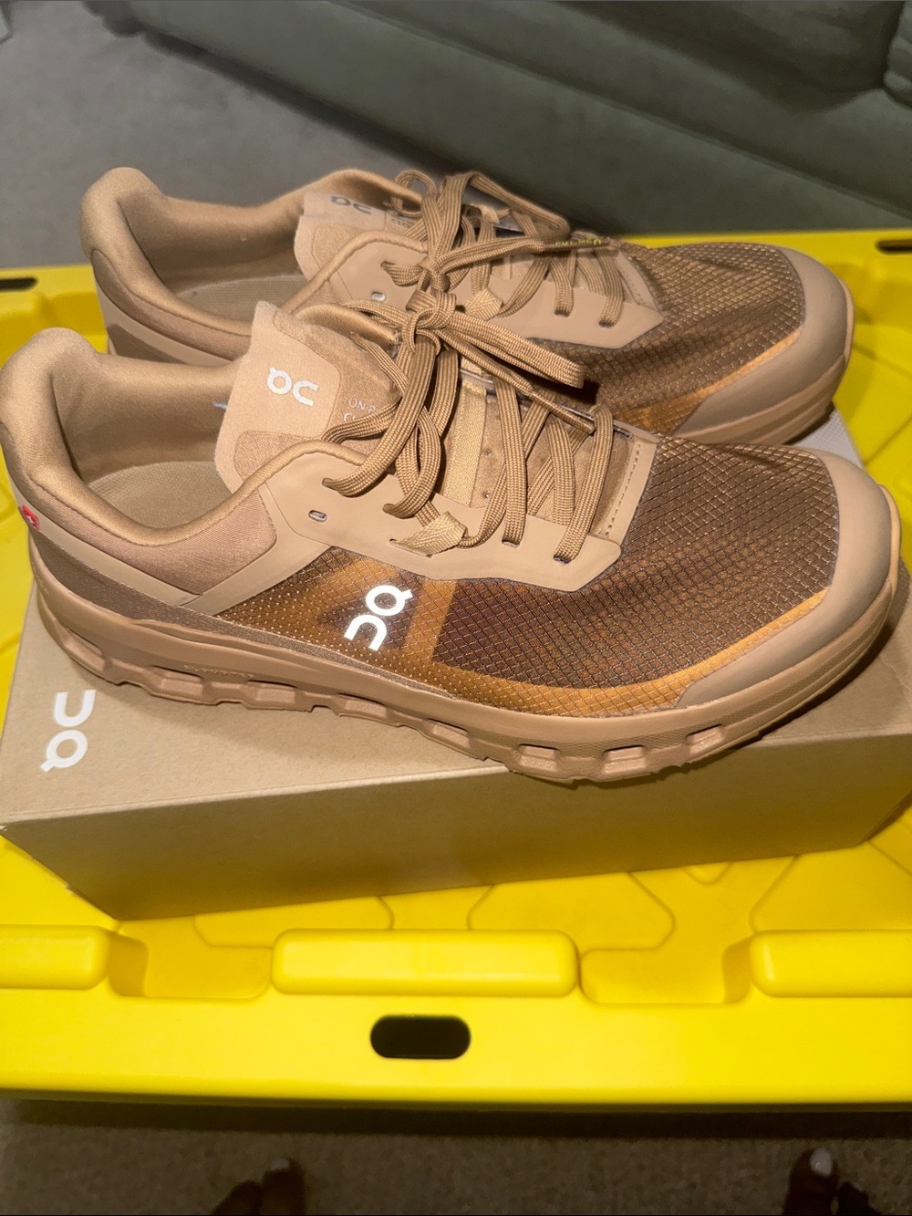 On Running women’s Cloudnova 2 Trail Sneakers - Tan
